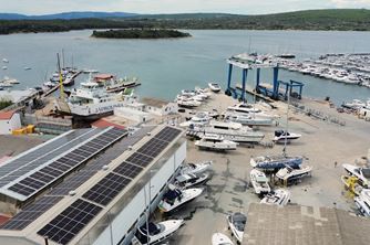 Fotonaponska elektrana Brodogradilište Punat D 2.JPG